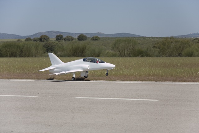 Download EUG000200 (640Wx427H)